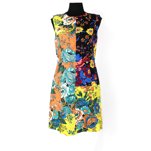 美品 DIANE VON FURSTENBERG ドットデザイン フリルブルゾン 美品 DIANE VON FURSTENBERG ドットデザイン フリルブルゾン