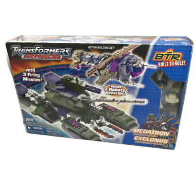 Transformers Armada Megatron/ Cyclonus Build To Rule 7058 (2003)