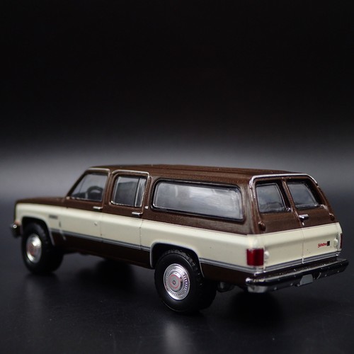 1973-1991 GMC SUBURBAN SQUAREBODY RARE 1/64 SCALE COLLECTIBLE DIECAST MODEL CAR 1973-1991 GMC SUBURBAN SQUAREBODY RARE 1/64 SCALE COLLECTIBLE DIECAST MODEL CAR