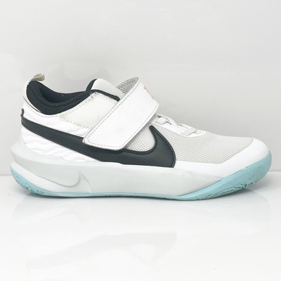 

Nike Boys Team Hustle D 10 CW6736-102 Белые баскетбольные кроссовки Кроссовки Размер 2 Y, Белый, Team Hustle D 10