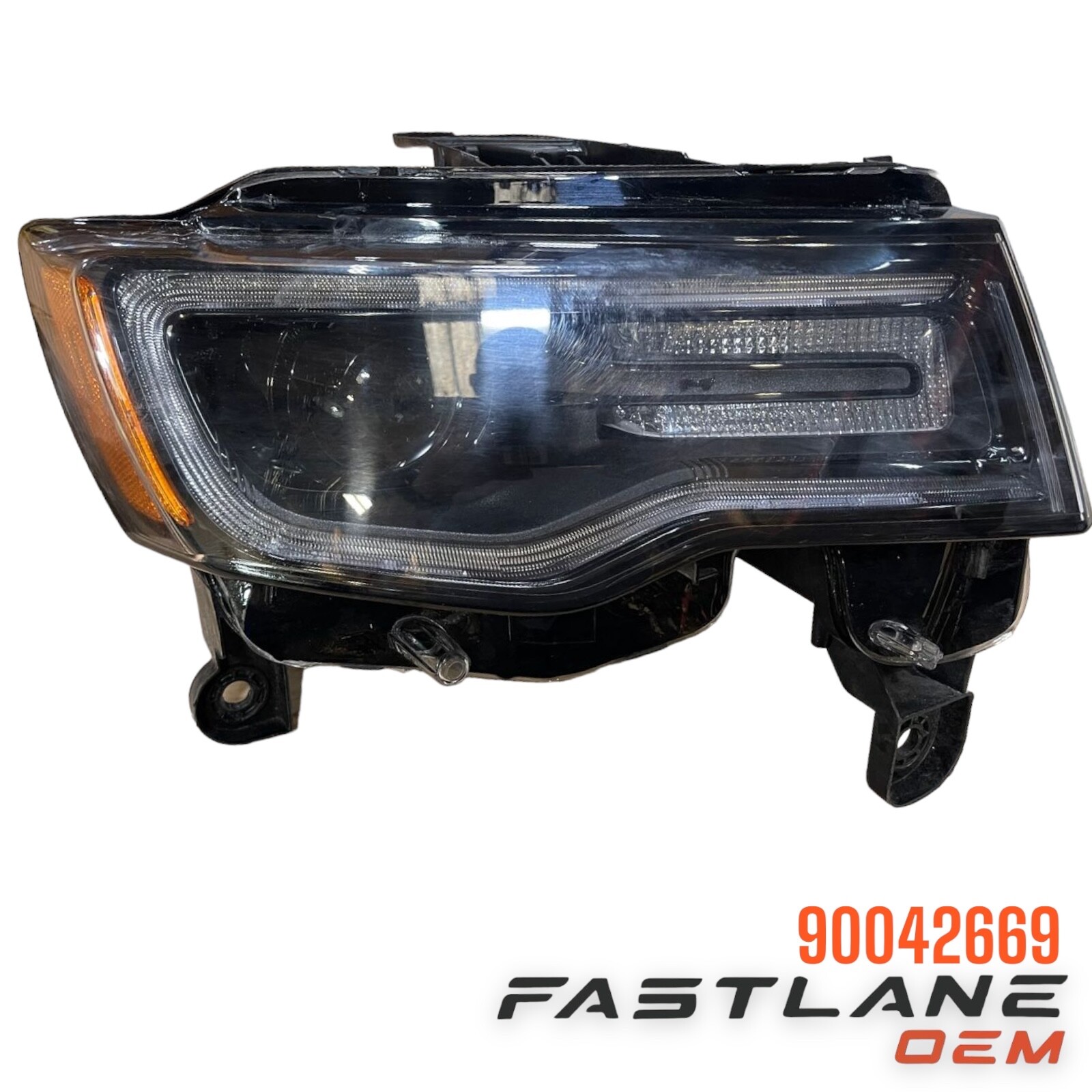 アイランド 2014-2016 JEEP GRAND CHEROKEE FRONT RIGHT HEADLIGHT OEM