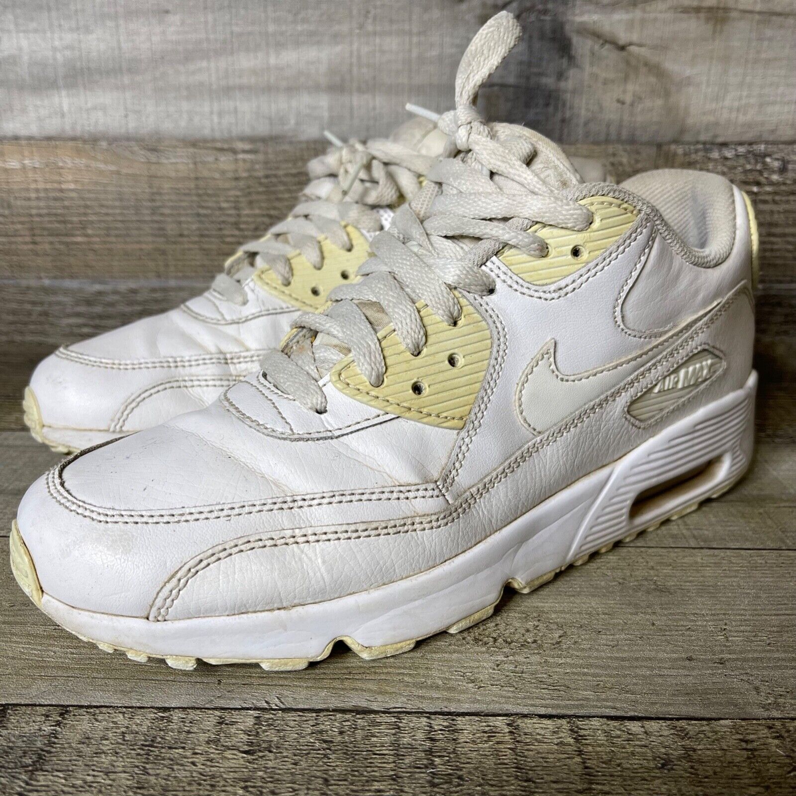 Nike Air Max 90 Boys Size 7Y 833412-100 White Casual Shoes Sneakers Nike Air Max 90 Boys Size 7Y 833412-100 White Casual Shoes Sneakers