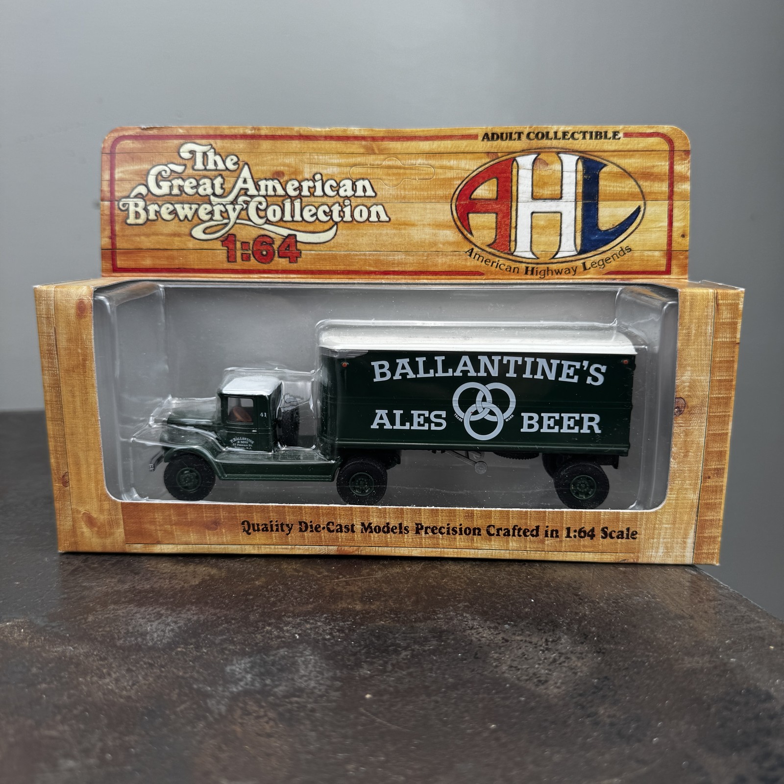 AHL The Great American Brewery Collection BALLANTINE'S Delivery Truck 1:64