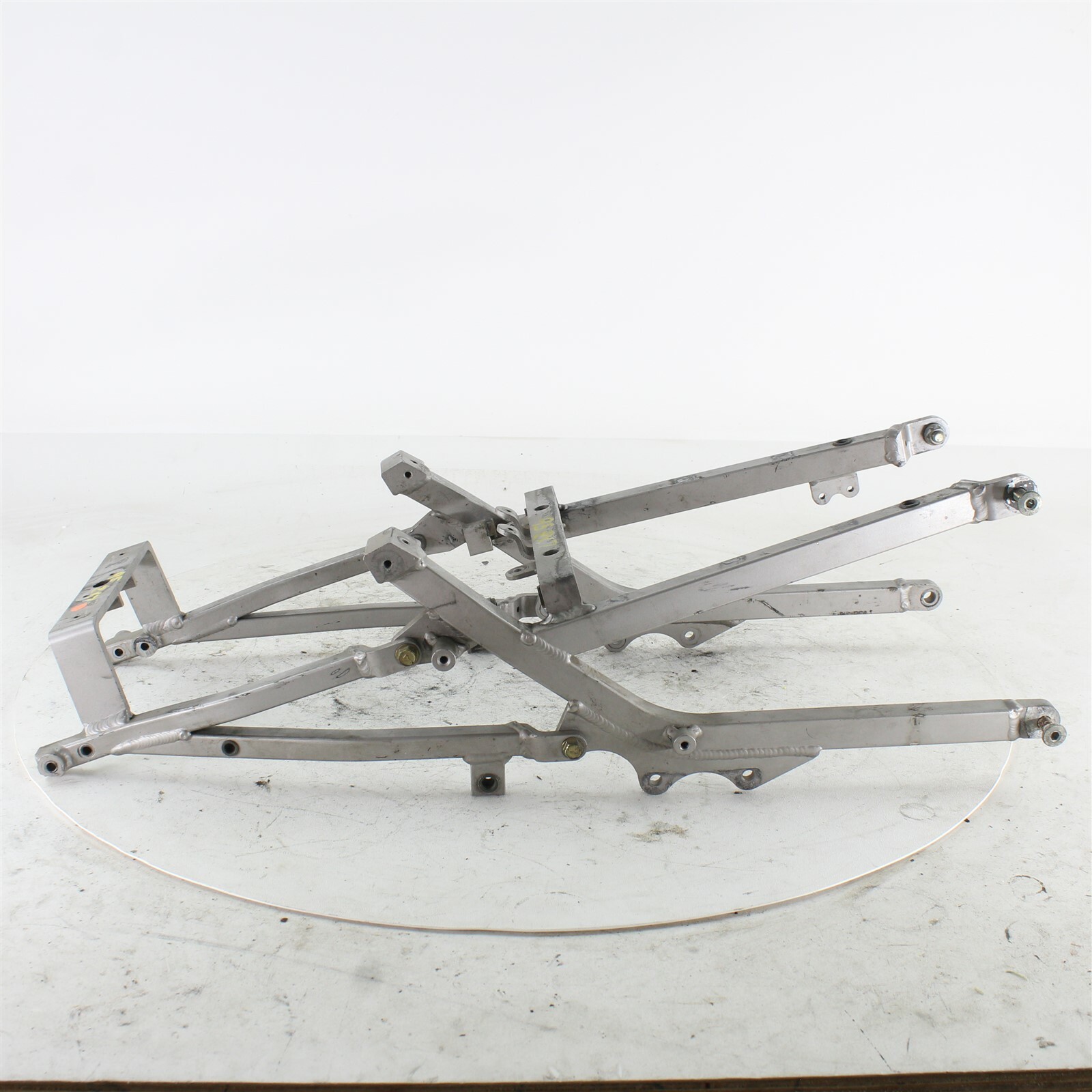 むむ 93-95 ZX7R Ninja ZX7 ZX750 Rear Subframe Sub frame Straight