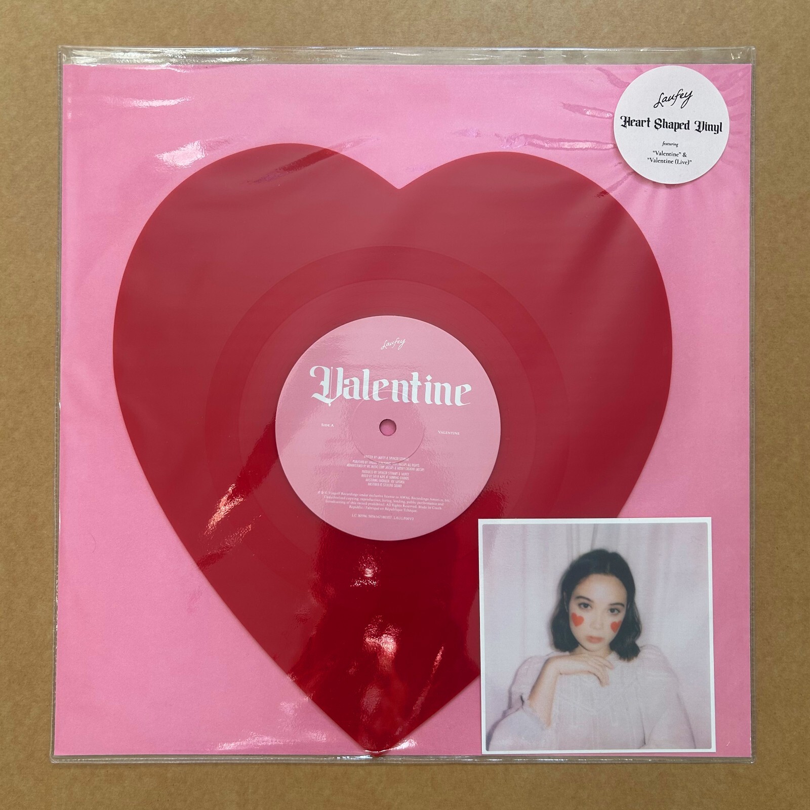 Laufey レコード vinyl LP Valentine Laufey - Valentine - [Indie exclusive] | RECORD STORE DAY