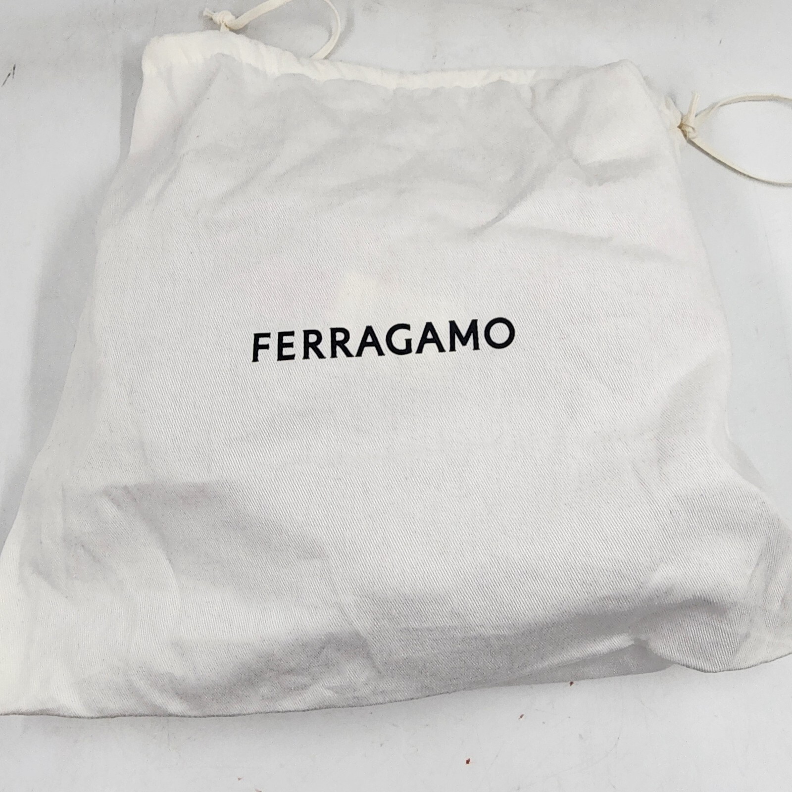 Ferragamo Archive Gancini Camera Crossbody Bag Women's Flame Red Zip Closure - Picture 21 of 22