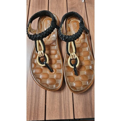 Patrizia By Spring Step Gold Accent Leather Sandals Thong Women's Sz 6