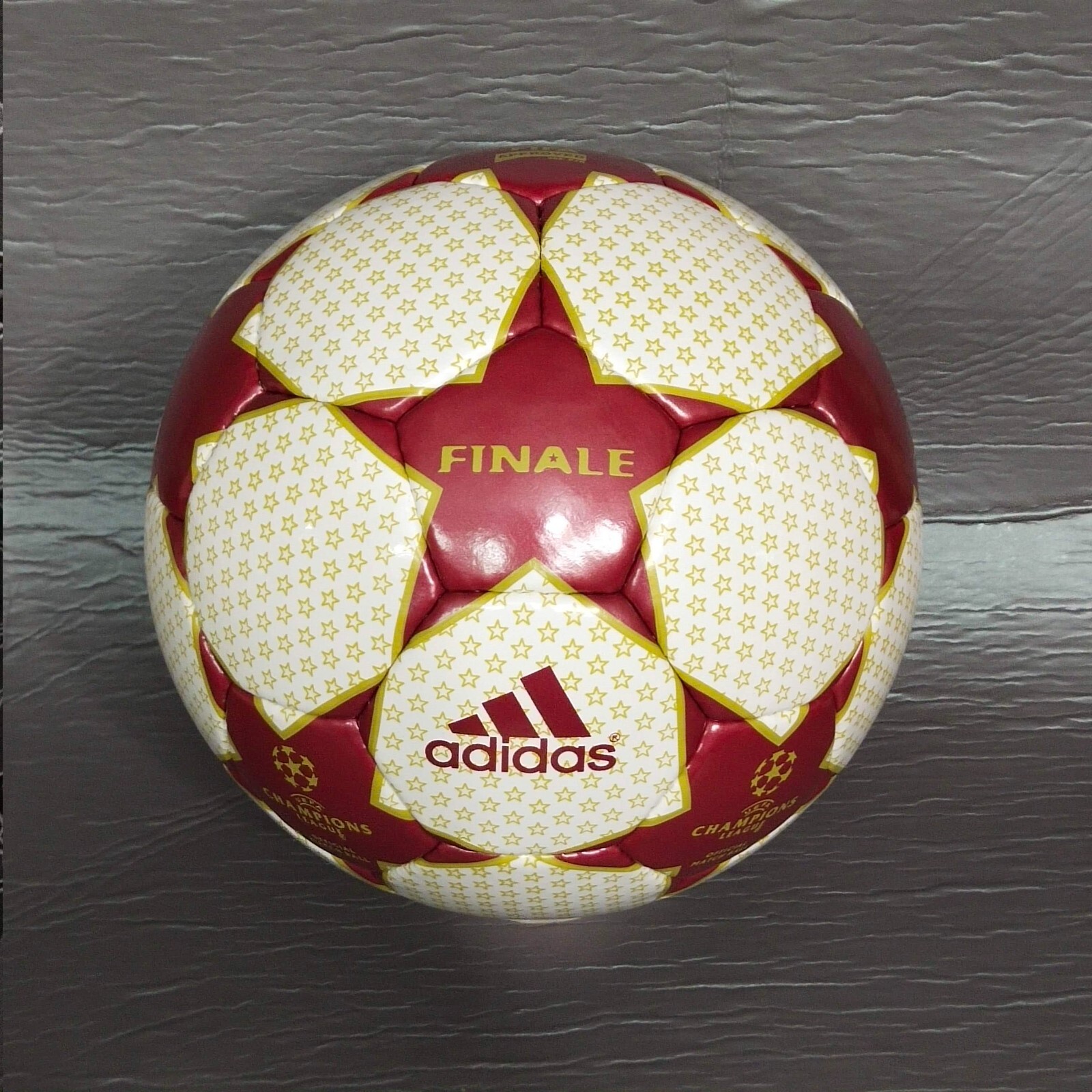 Adidas Finale 2004/05 公式球 Adidas FINALE Champions RED 2004-05 Soccer Ball Football