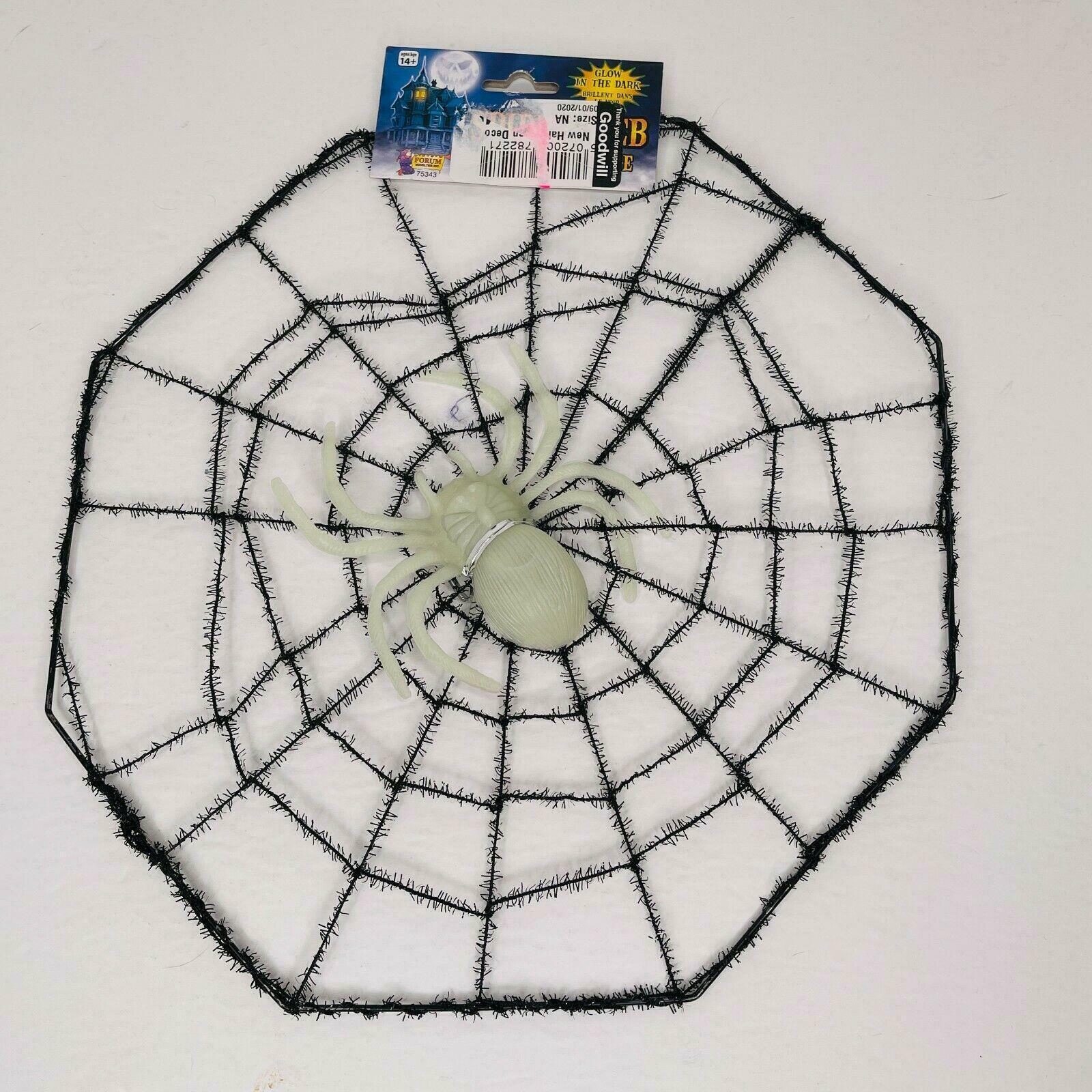 11 Creepy Spider Web With Glow-In Dark Spider Halloween Decora...