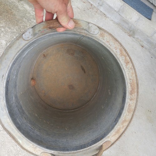 Vintage igloo rare 10 gallon galvanized metal 10 gal metal drink water cooler