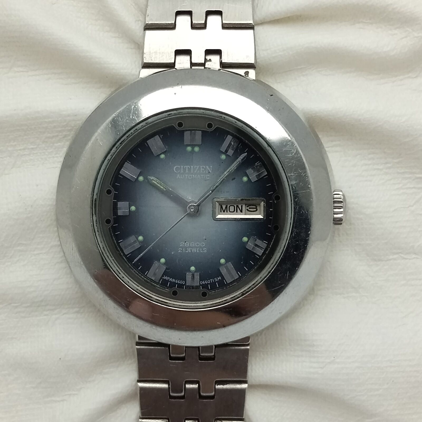 Citizen UFO Automatic 4-661940 Day/Date Vintage Unisex Watch Citizen UFO Automatic 4-661940 Day/Date Vintage Unisex Watch