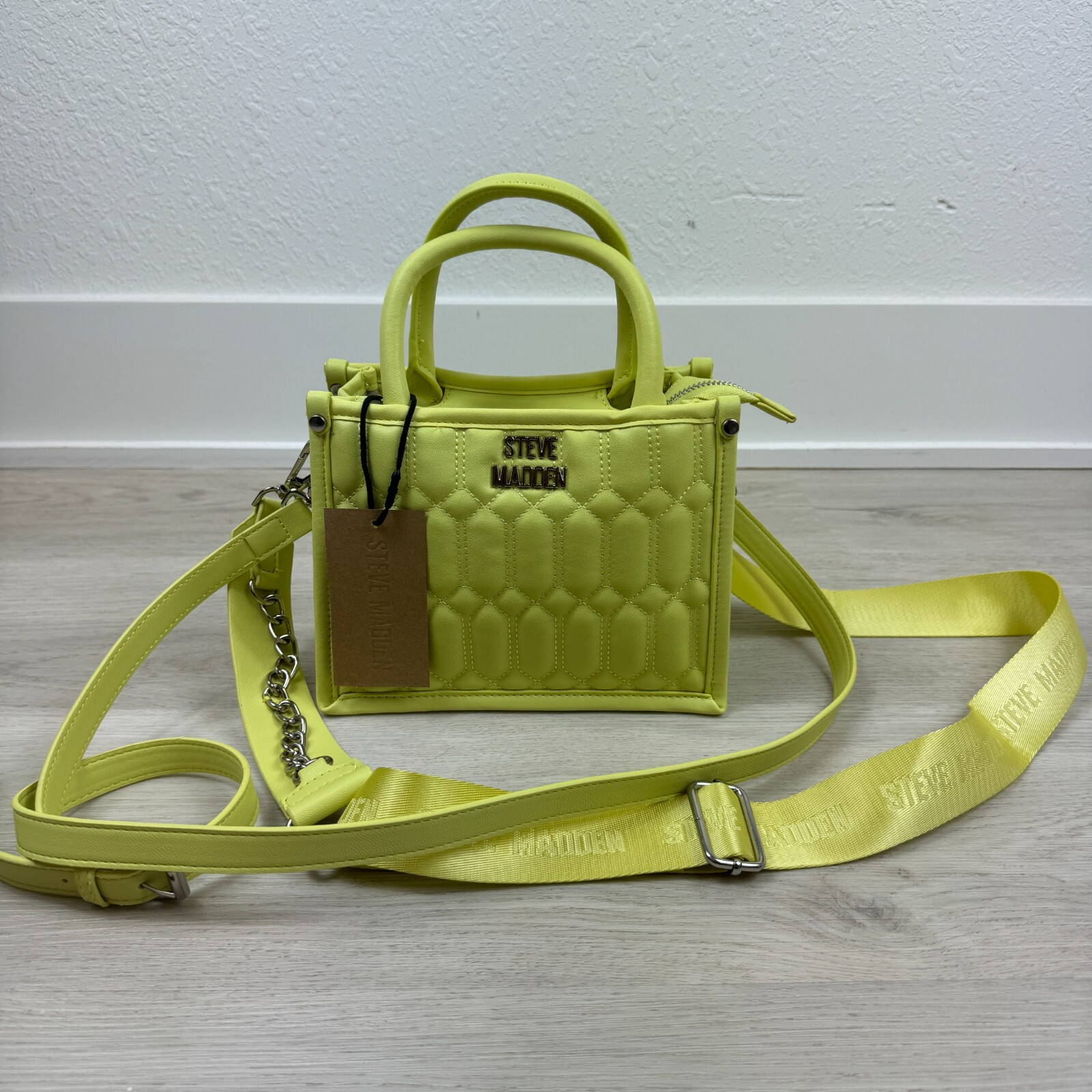 Steve Madden ロゴ ポーチ付 キルティング クロスボディ 全3色 Steve Madden BNIKO Quilted Crossbody, Black: Handbags