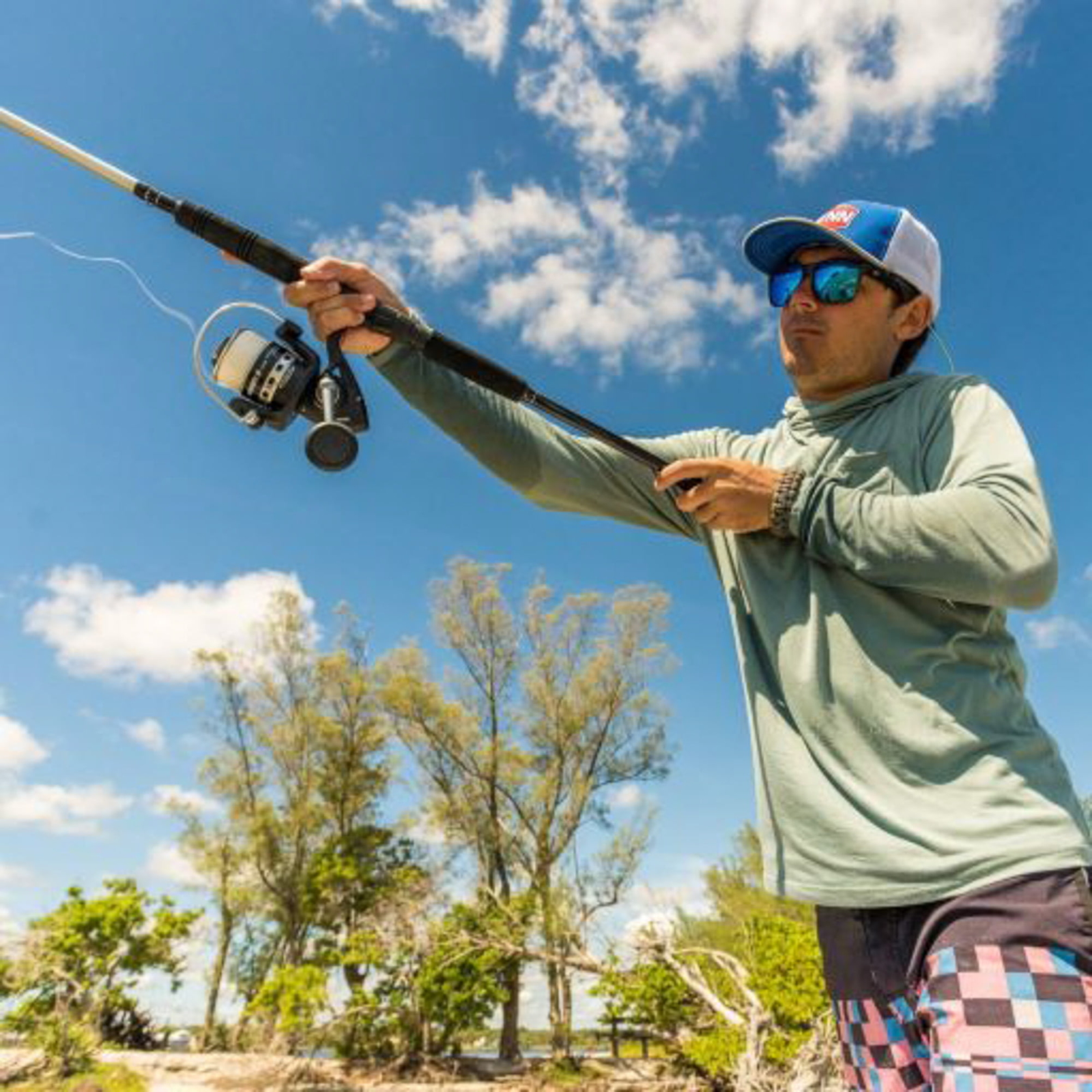 PENN 7&rsquo; Pursuit IV Fishing Rod and Reel Inshore Spinning Combo