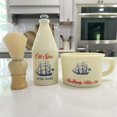 Vintage Estate Old Spice Shulton Bottle Mug And Made Rite Shaving Brush 
