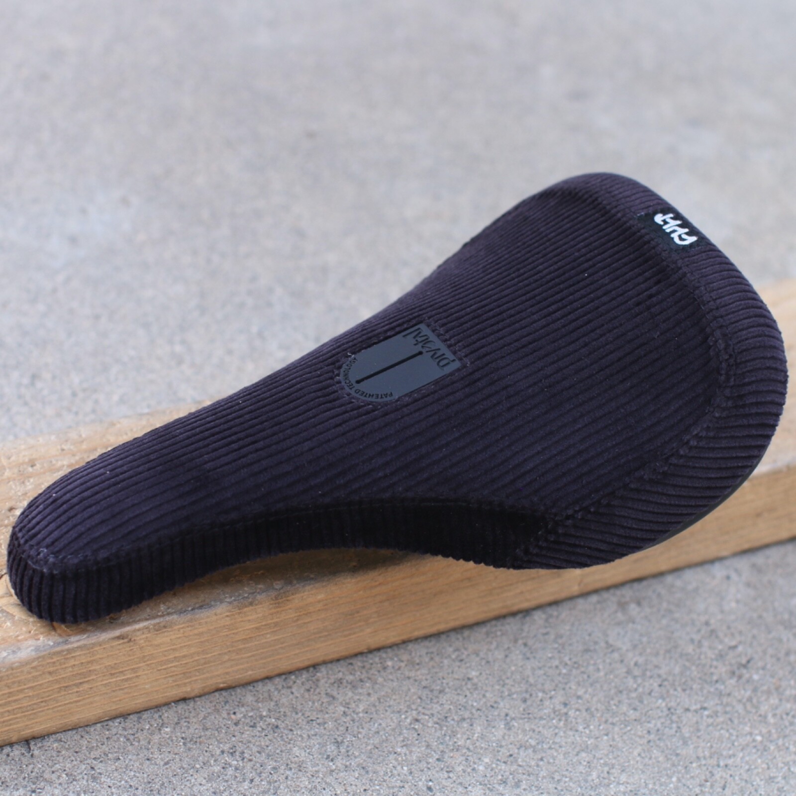 CULT BMX CORDUROY BICYCLE SLIM PIVOTAL SEAT BLACK | eBay