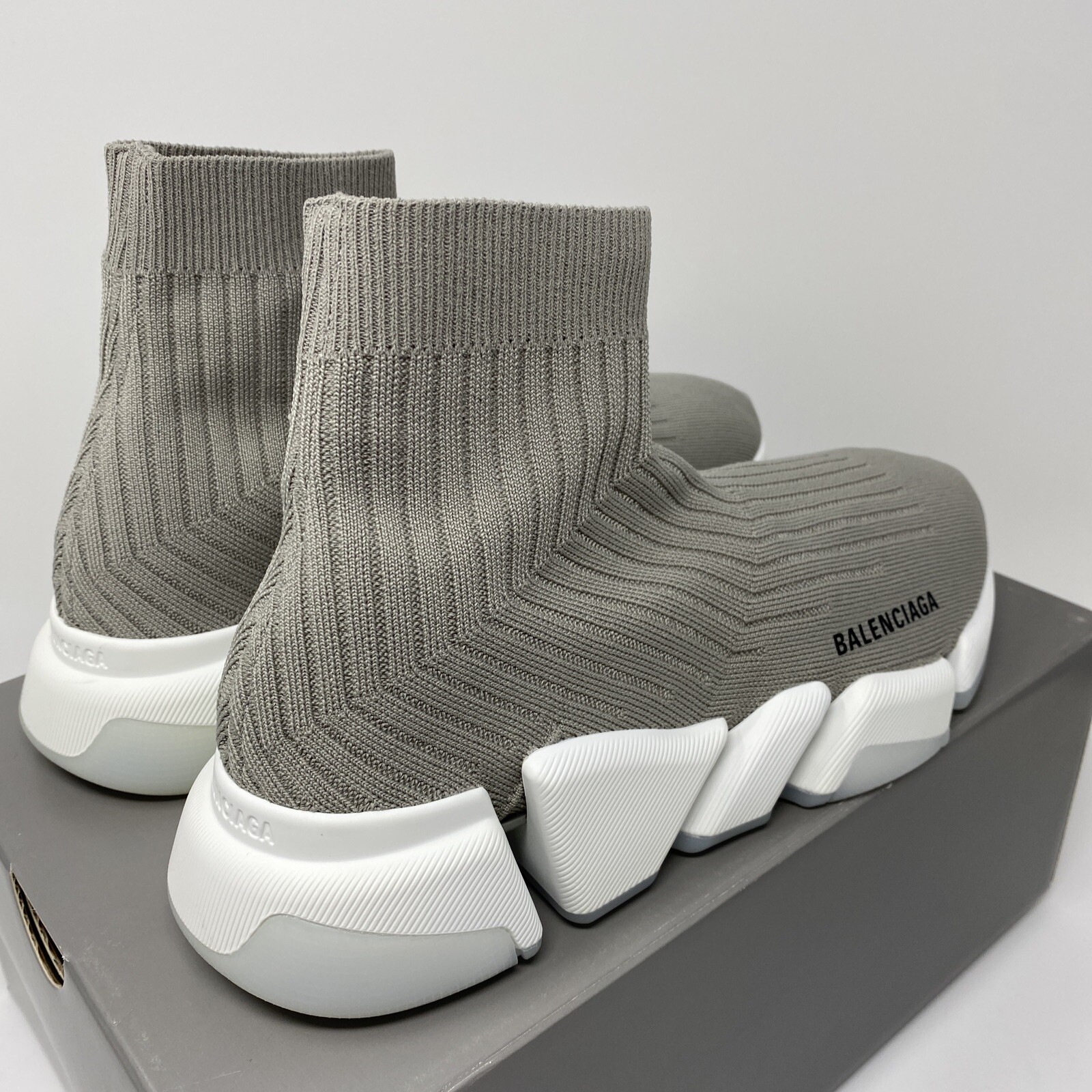 Pre-owned Balenciaga Speed 2.0 Ribbed Women's Sneakers Size 40 Eu / 10 Us Grey White