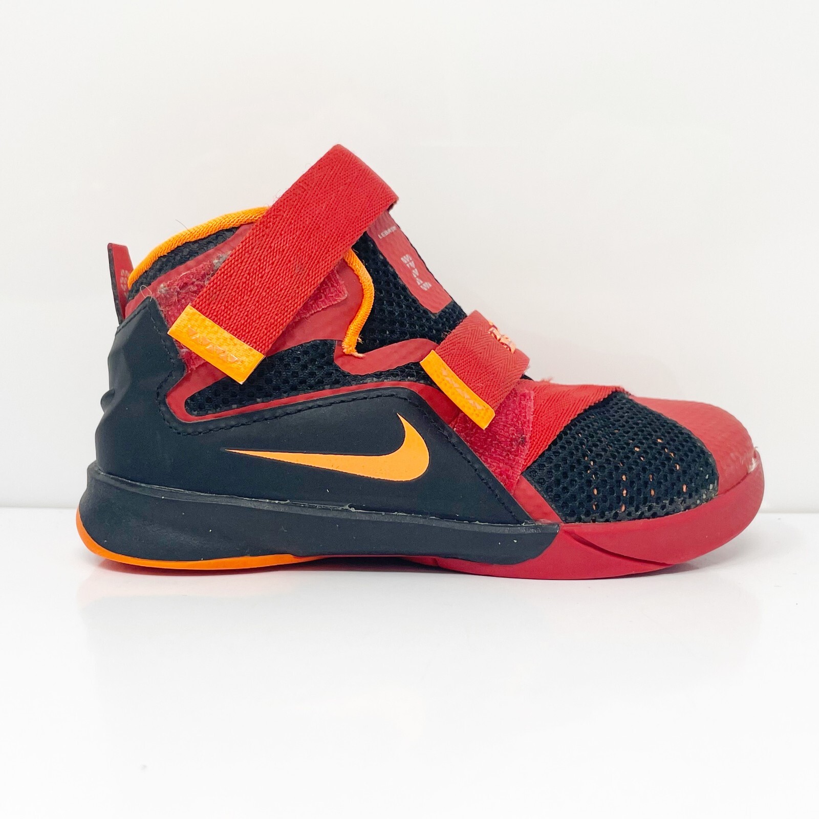

Кроссовки Nike Boys Lebron Soldier 776473-600 Red Basketball Shoes Размер 8C, Красный, Lebron Soldier