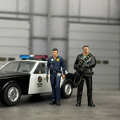 2pc 1/64 Terminator Arnold Gun Scene Miniature Doll Figures For Cars Vehicles