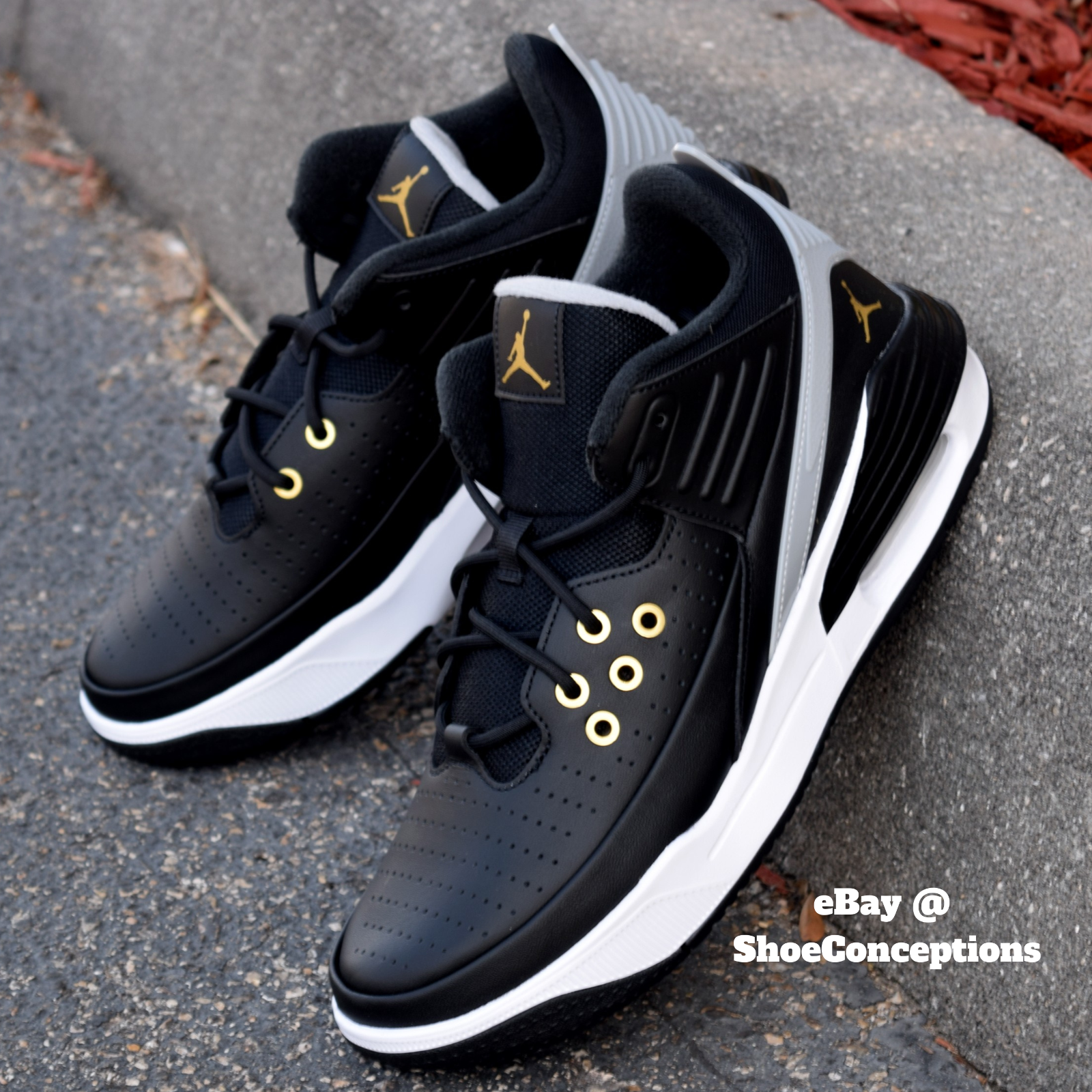 NIKEジョーダンマックスオーラ5 Amazon.com | NIKE Jordan Max Aura 5 Men's Shoes, BLACK/SKY J