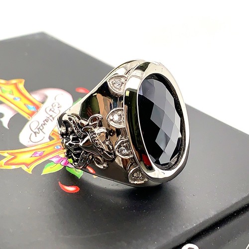 Ed Hardy LOVE KILLS SLOWLY リング Ed Hardy Love Kills Slowly Cast Signet Ring - Gold – Ed