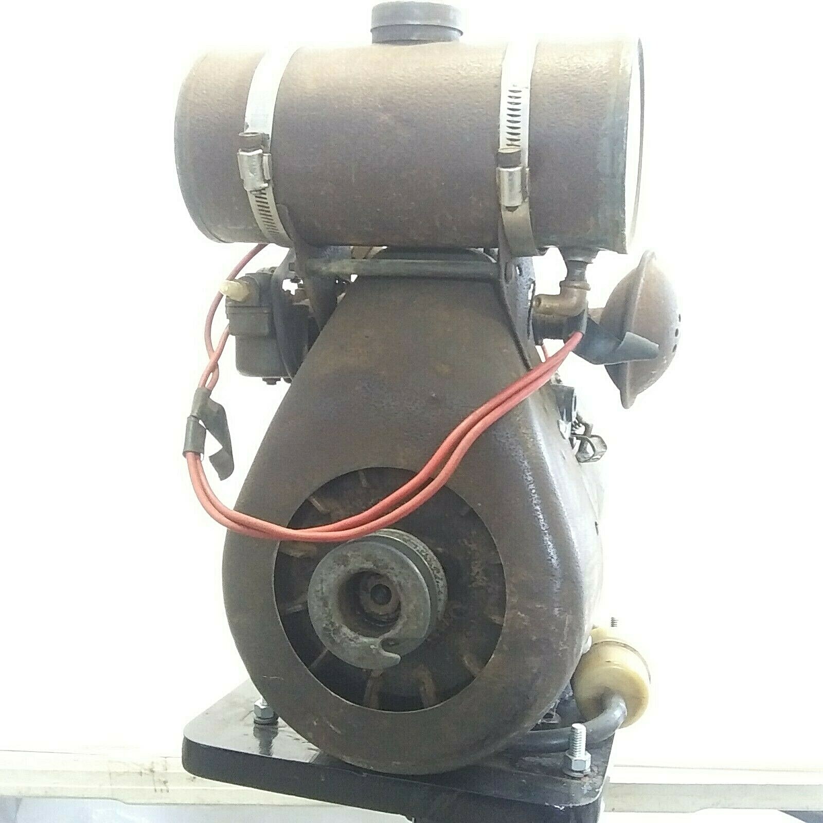 Lauson antique  small engine , briggs and stratton , Baby Jumbo Generator