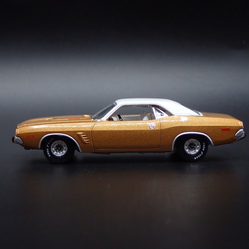 1974 74 DODGE CHALLENGER RALLYE 1/64 SCALE COLLECTIBLE DIORAMA DIECAST MODEL CAR 1974 74 DODGE CHALLENGER RALLYE 1/64 SCALE COLLECTIBLE DIORAMA DIECAST MODEL CAR