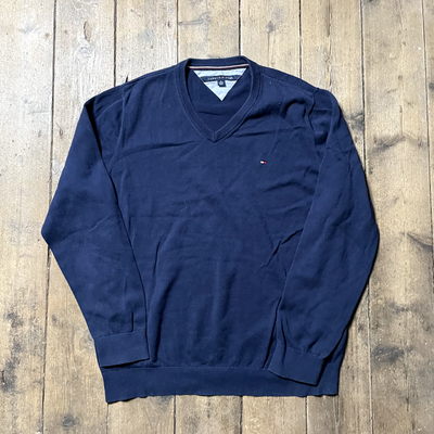 Tommy hilfiger hotsell jumper navy