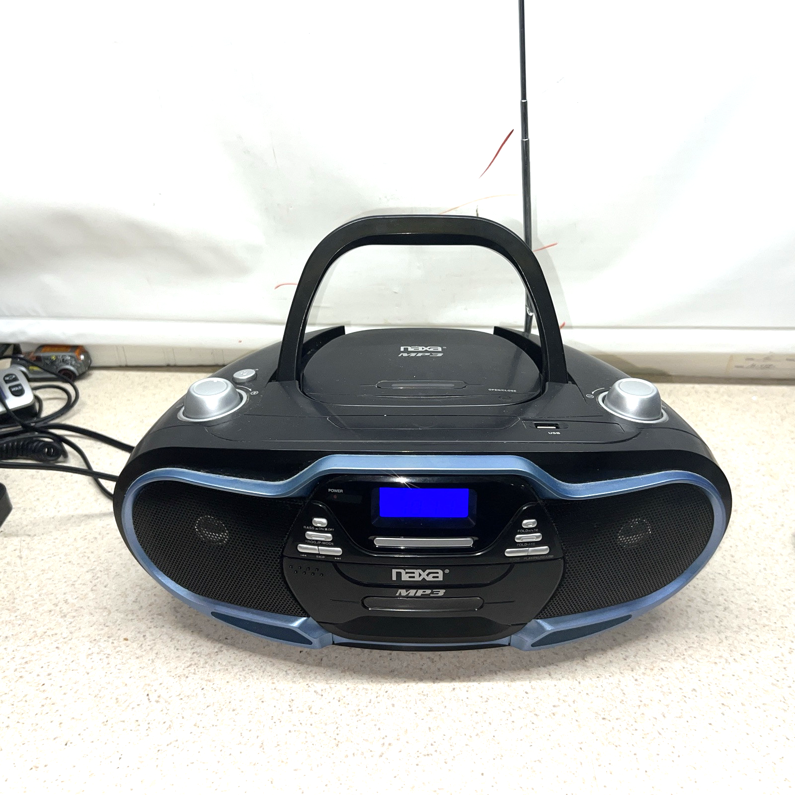 NAXA CD/MP3 AM/FM Boombox NPB-257 USB | eBay