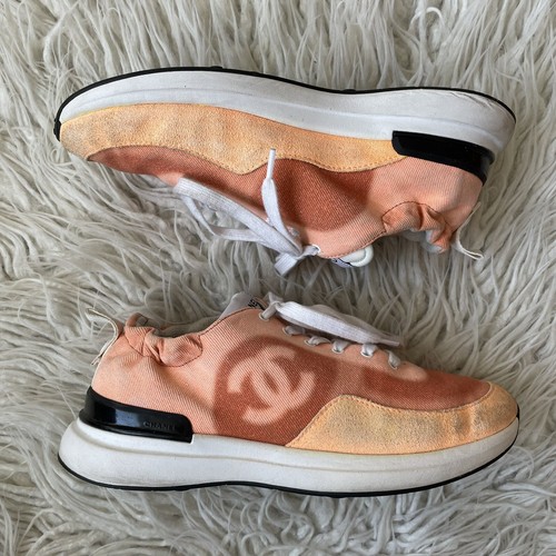 【ゅぅ】Chanel 黒 ベルベット スニーカー 40 Chanel 21K Mens Black Grey CC Logo Lace Up Tie Low Top