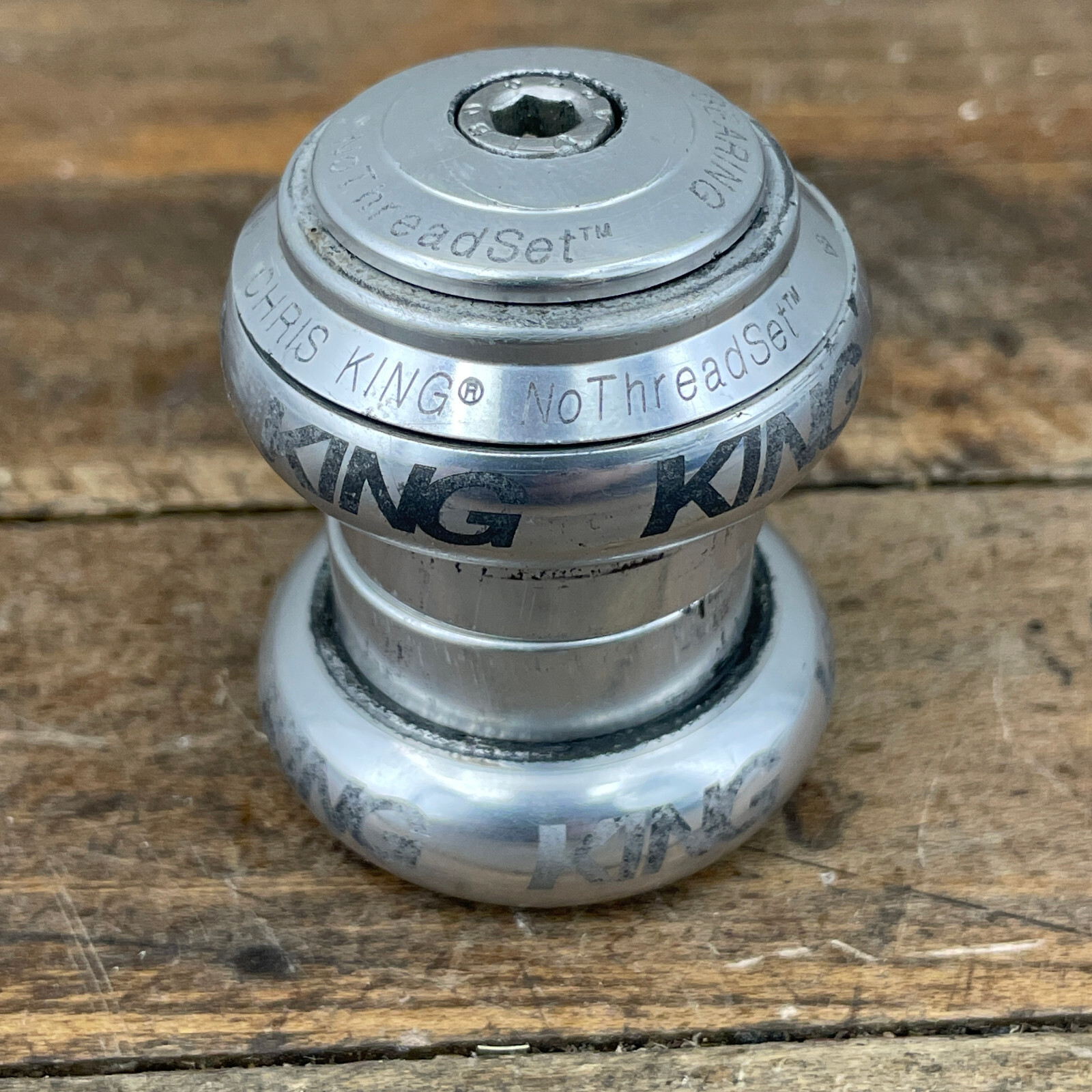 Vintage Chris King Headset 1 in NoThreadset Silver Bold Logo Vintage Chris King Headset 1 in NoThreadset Silver Bold Logo