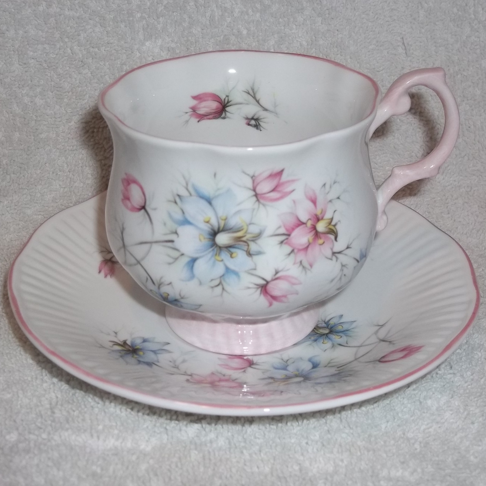 Vintage Pink & Blue Beautiful Queen's Tea Cup & Saucer Rosina English Bone China