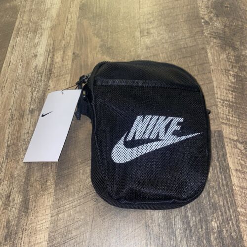 Nike Heritage Men's Small Crossbody Bag Black White Shoulder Nike Heritage Men's Small Crossbody Bag Black White Shoulder