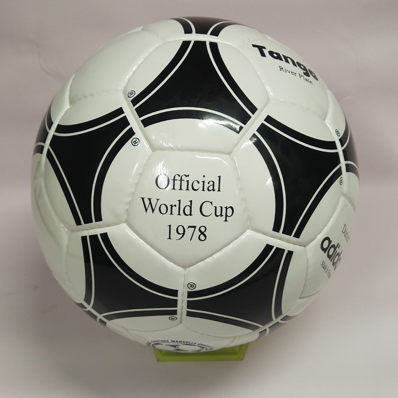 Made in France match ball FIFA World Cup 1978 Argentina Adidas Tango River  Plate 2 - www.worldcupballs.info