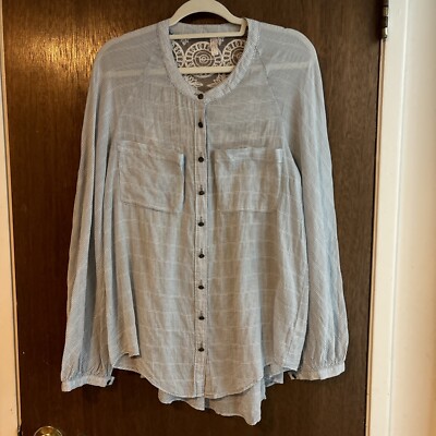 free people put your back into it lace back button down tunic striped size s p