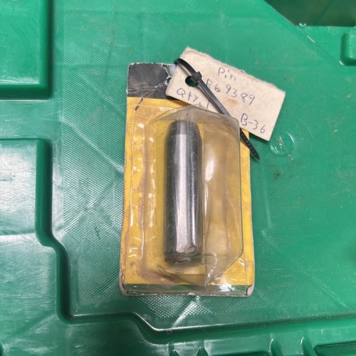 pin☆ Used Lower Boom Cylinder Pin fits New Holland C185 C190 L180