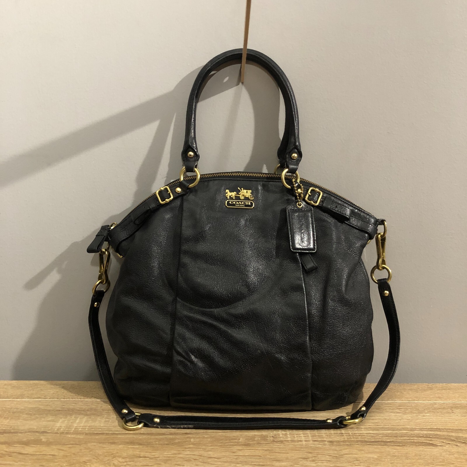 バッグ Coach Madison Chevron Lindsey Satchel Coach Madison Midnight Deep Blue Gathered Leather Lindsey