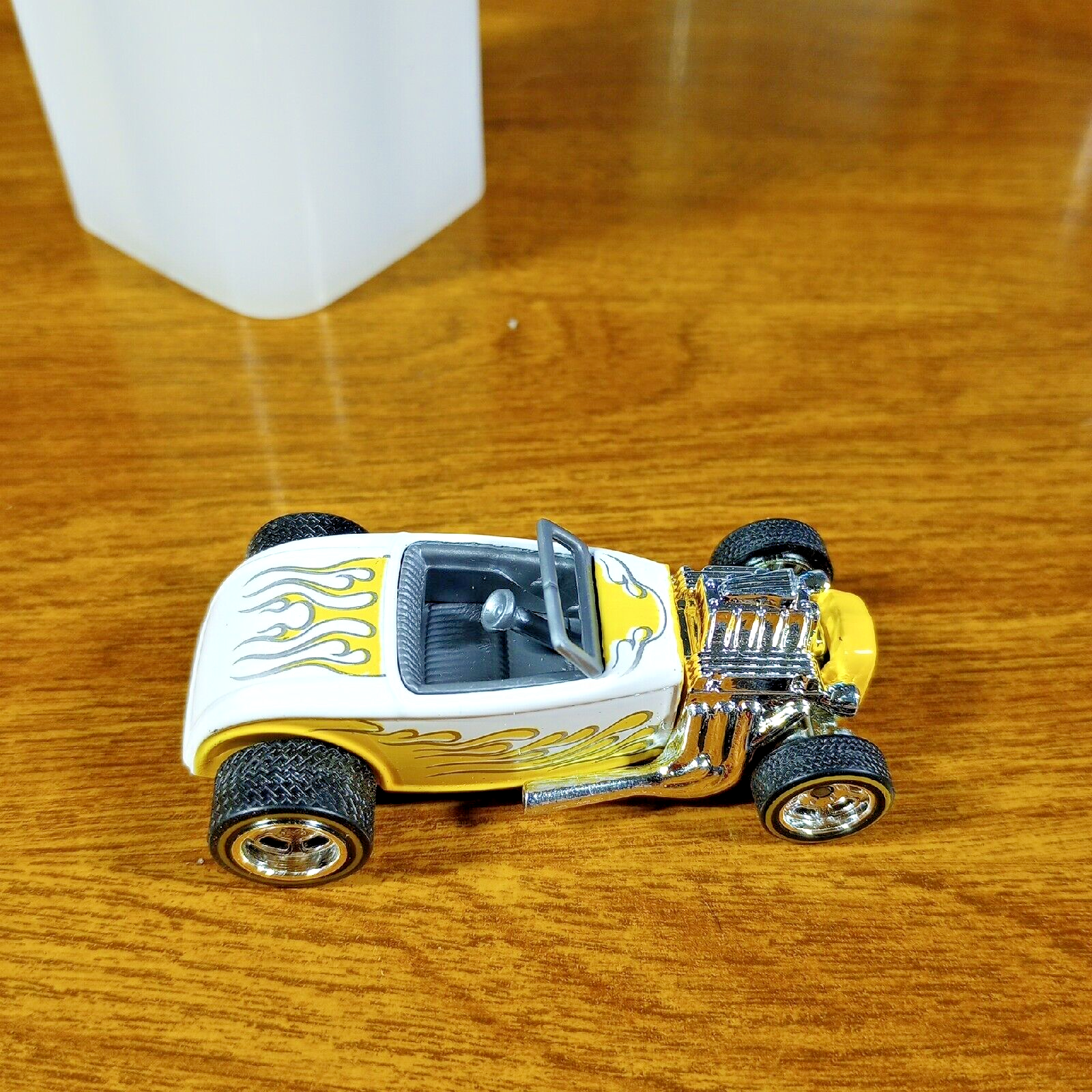 ミニカー Hot Wheels Wayne's Garage Street Rodder Hot Wheels Wayne's Garage Street Rodder Chase Initials Real Riders