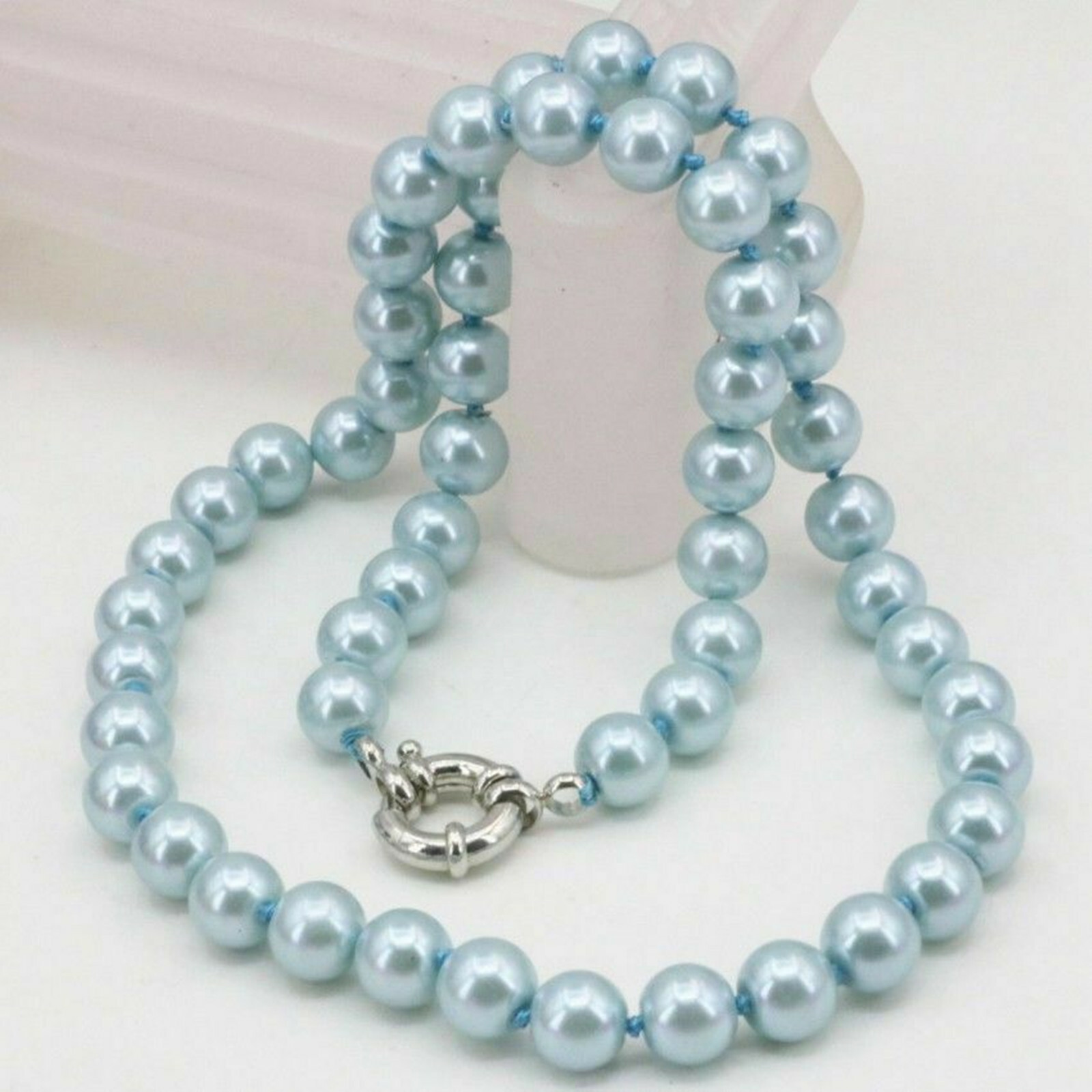 【Monday Edition】EVERYDAY PEARL NECKLACE 10MM Classic Pearl Necklace – Monday Monarch