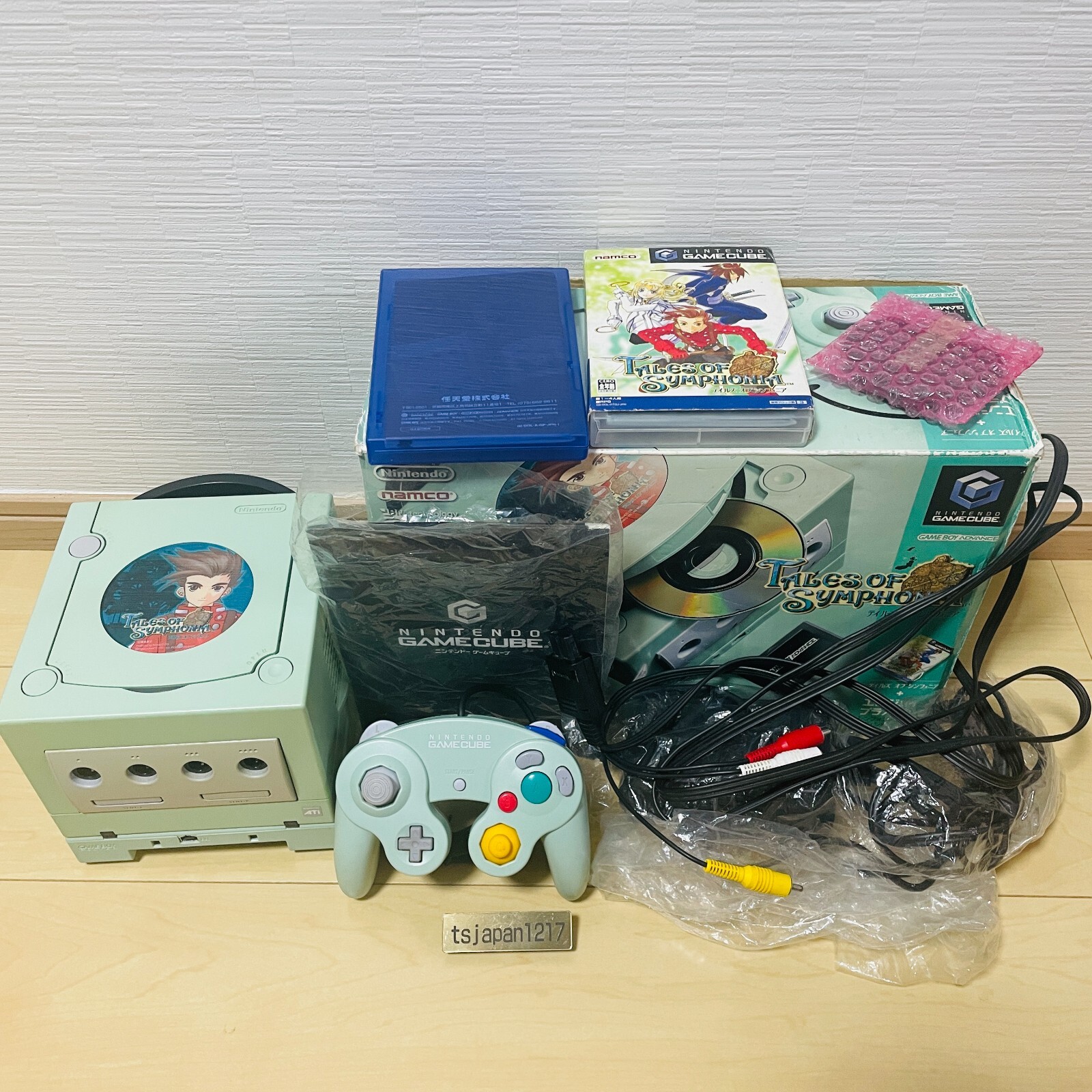 (中古品)Nintendo GAMECUBE シンフォニックグリーン Nintendo GameCube Symphonic Green Limited Console NTSC U-C/J