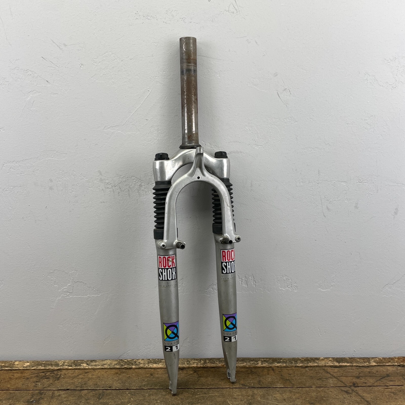 パーツ ROCK SHOX QUADRA 21 s-l1200.png