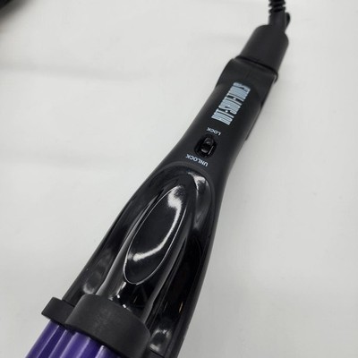 EUC Hot Tools U-HC-8103 Ceramic Tourmaline Deep Waver, Black TESTED