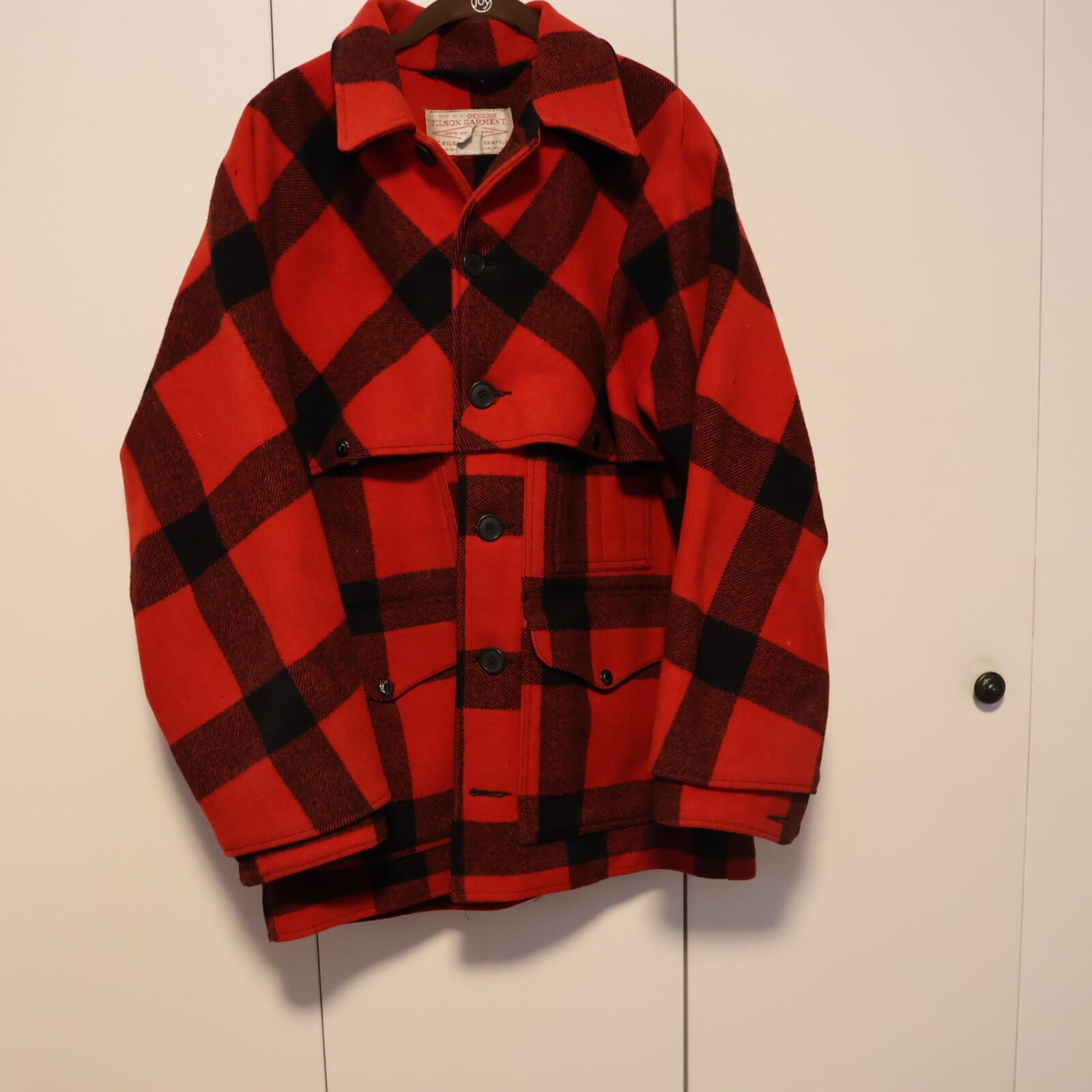 Vintage CC Filson Hunting Jacket Mens 44 Red Black Plaid