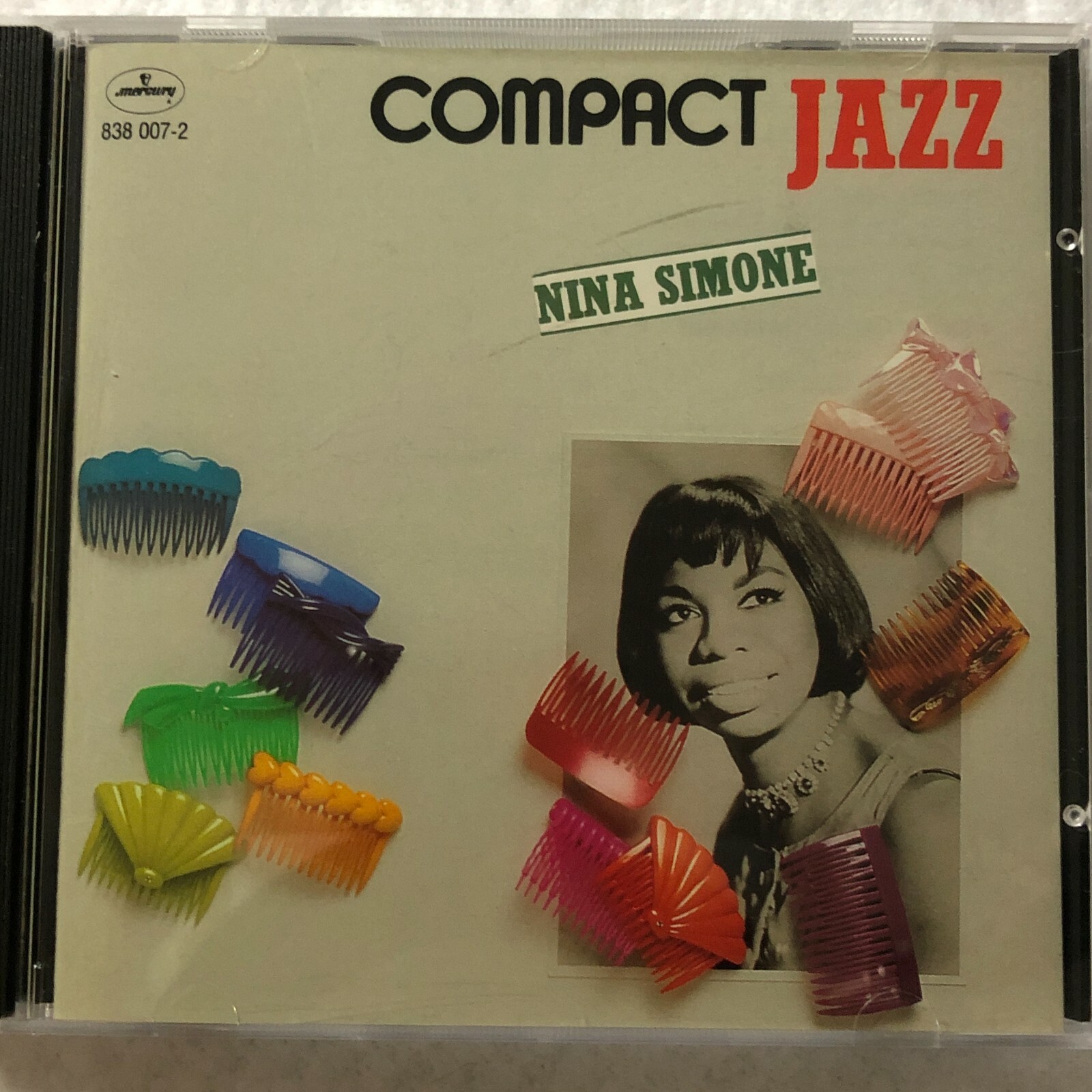 NINA SIMONE‼️ 2CD❗️ Amazon.com: The Essential Nina Simone: CDs & Vinyl