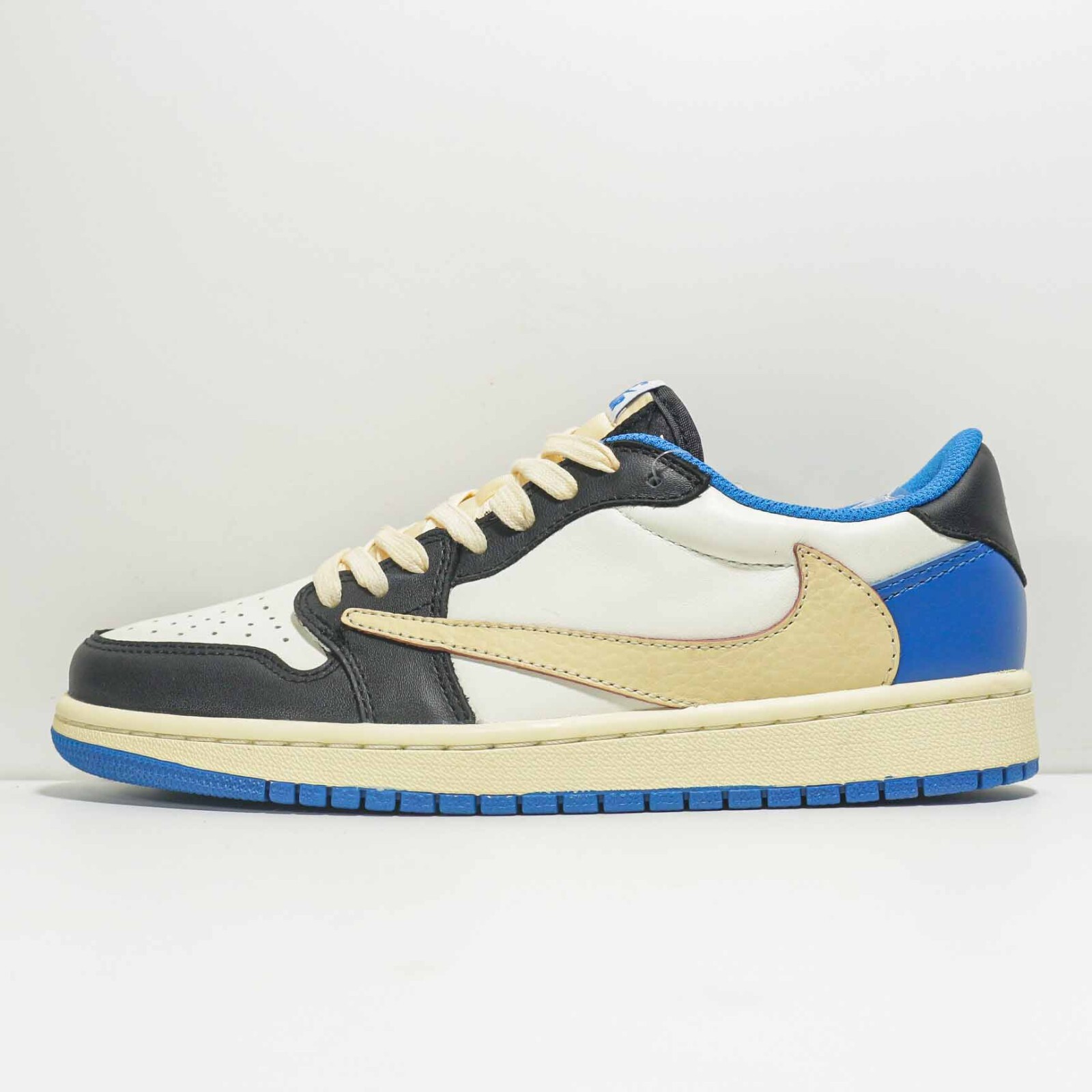 Travis Scott x Fragment Design x Air Jordan 1 Low OG SP