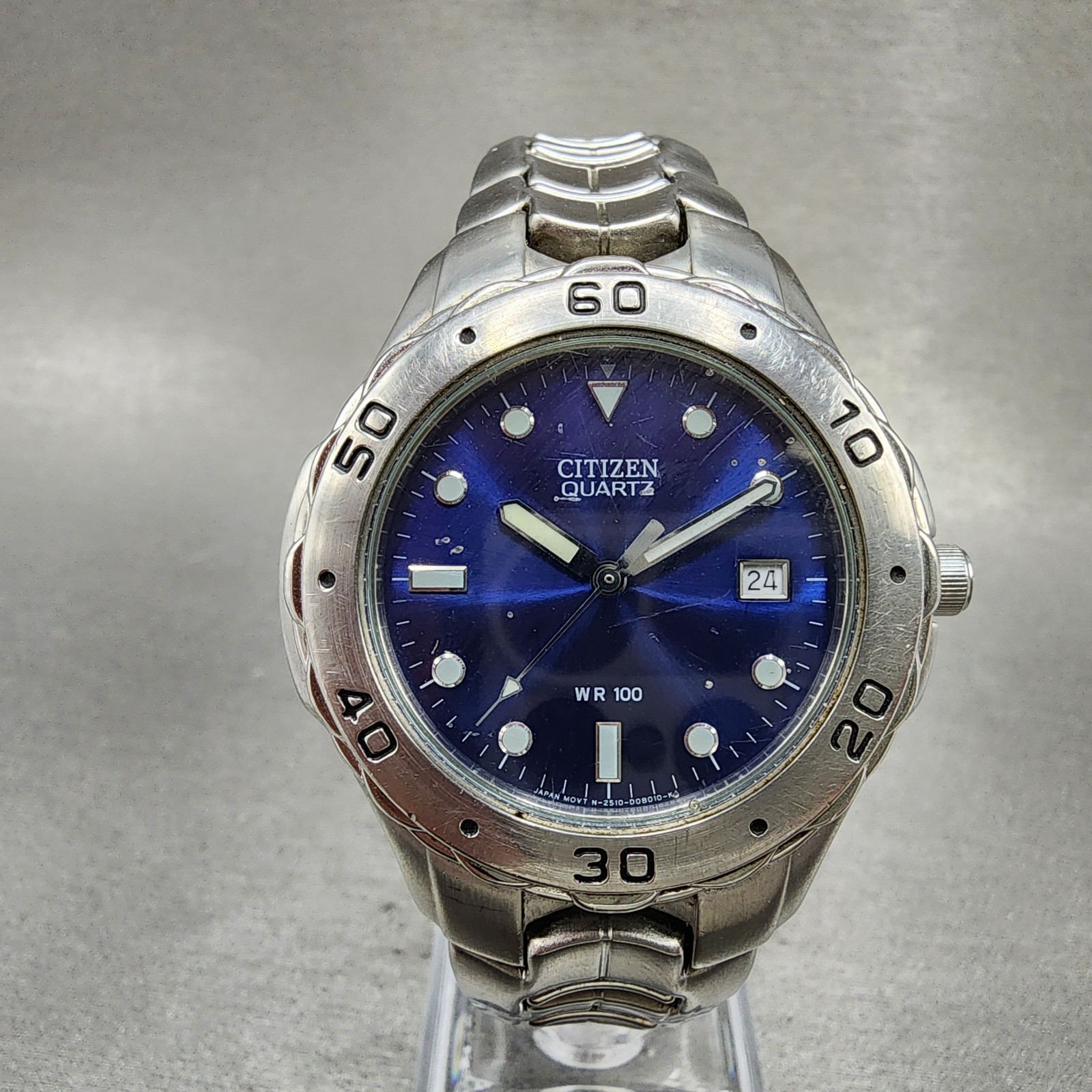 うっちー　9/10 Citizen Watch Men 39mm Blue Dial Silver Tone Date 2510