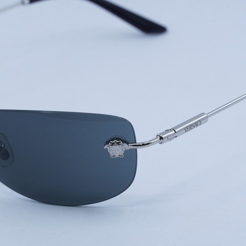 Pre-owned Versace Ve2279 100087 Silver/dark Grey 60-18-135 Sunglasses In Gray