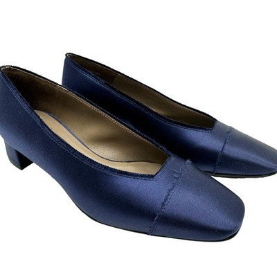 Pre-owned Pedro Garcia Eladia 38 Eu Navy Silk Satin Low Block Heel Slip On Pump $550 In Blue