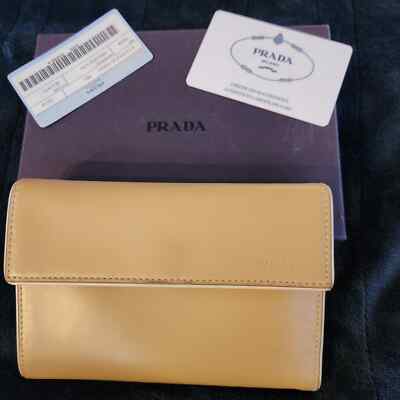 【箱付き・美品】PRADA 新品未使用　財布　パパイヤ✖️ターコイズ 143943.jpg