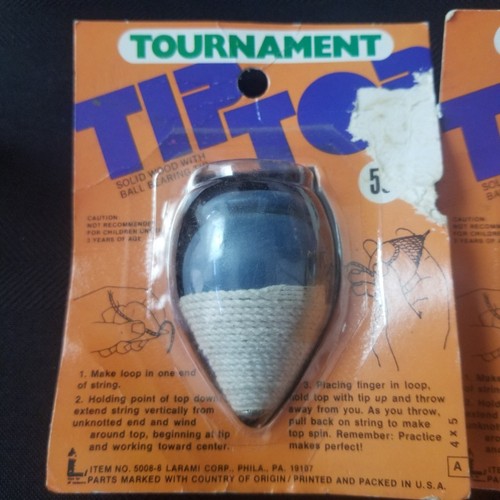 LARAMI Tournament Solid Wood TIP TOP Wooden Spin Top on Unpunched Original Card