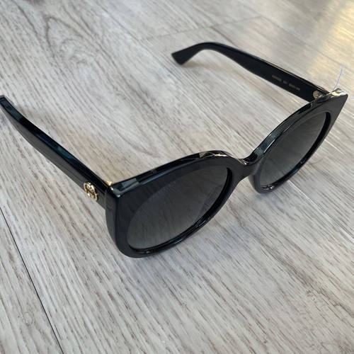 Gucci Cat Eye Black/Grey 55 mm Ladies Sunglasses GG0325S 001